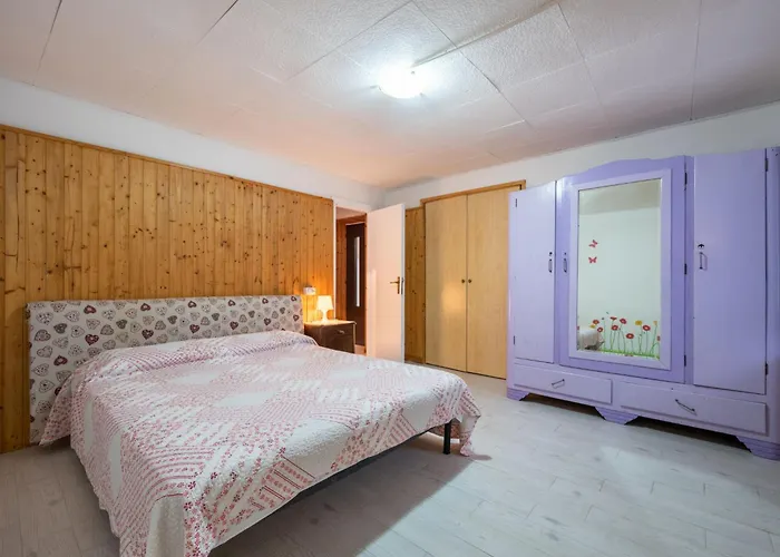 Feriehus Serena By Interhome Colazza